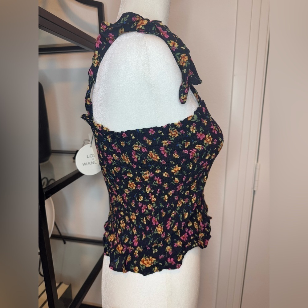 NWT LOST + WANDER PARTY TIL' DAWN SMOCKED FLORAL PRINT TIE STRAP CROP TOP SIZE M - Picture 6 of 10